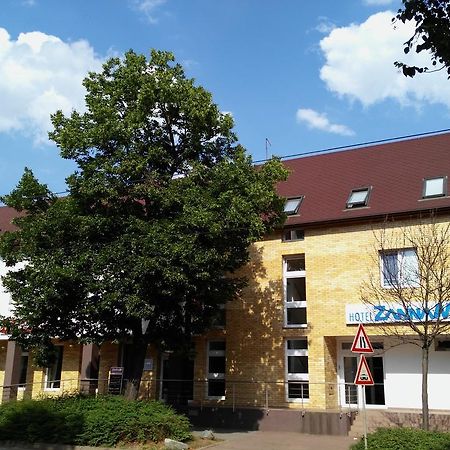 Hotel Zannam Брно Экстерьер фото